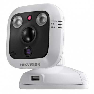 1.3 МП IP видеокамера Hikvision DS-2CD2C10F-IW (4мм) 